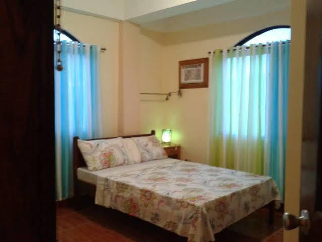 Divine Castle Travelers Inn Coron Zewnętrze zdjęcie